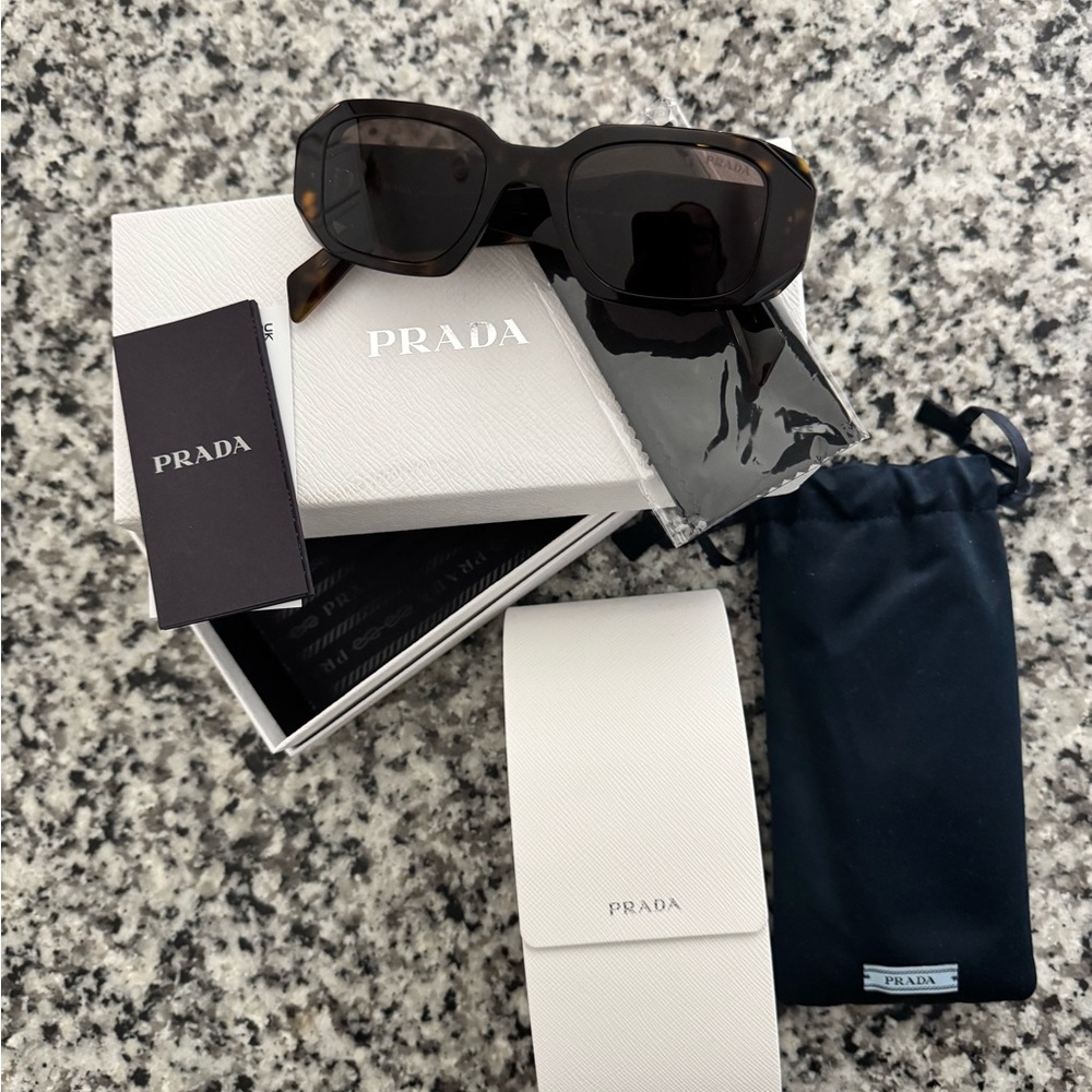 Prada Dark Brown(Tortoise) Sunglasses with Accessories. Authentic!